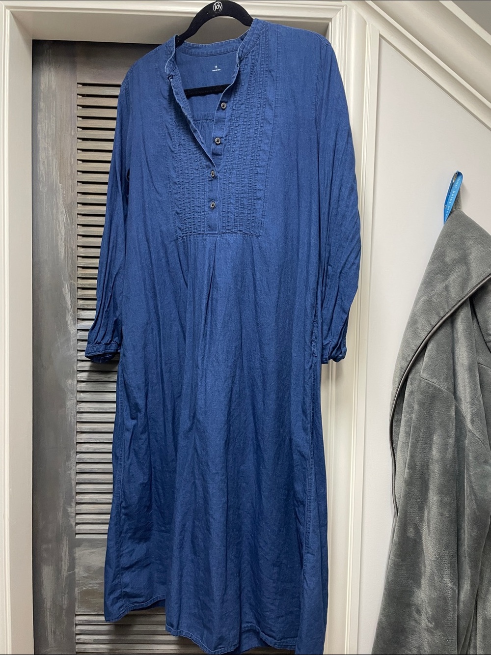 100% Cotton Blue Long Sleeve Button-Front Women’s Dress